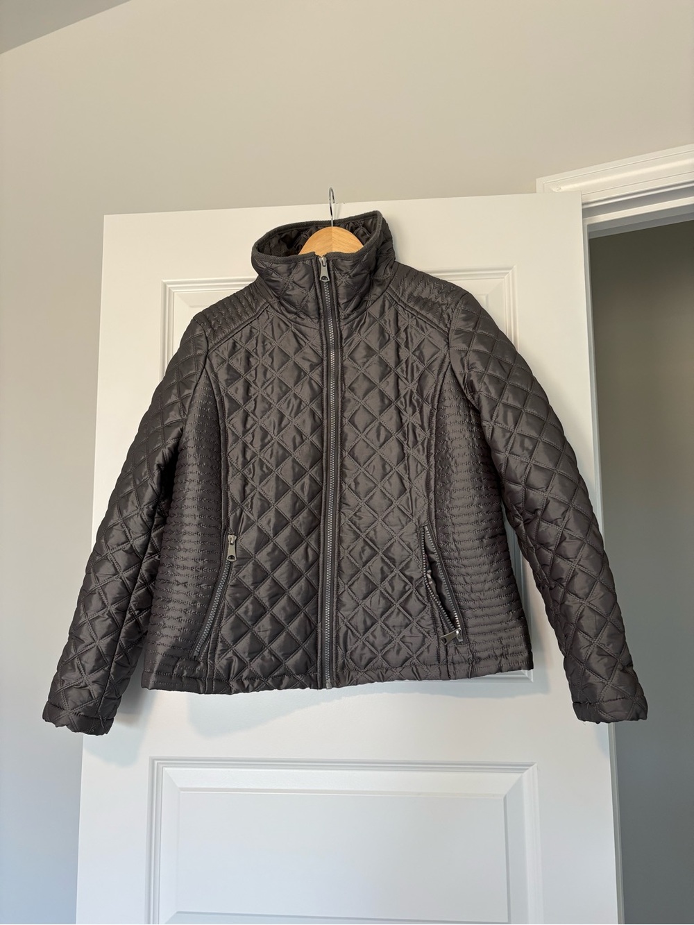 NWOT Andrew Marc Quilted Puffer Outdoor Grey Jacket Women's Size Large
